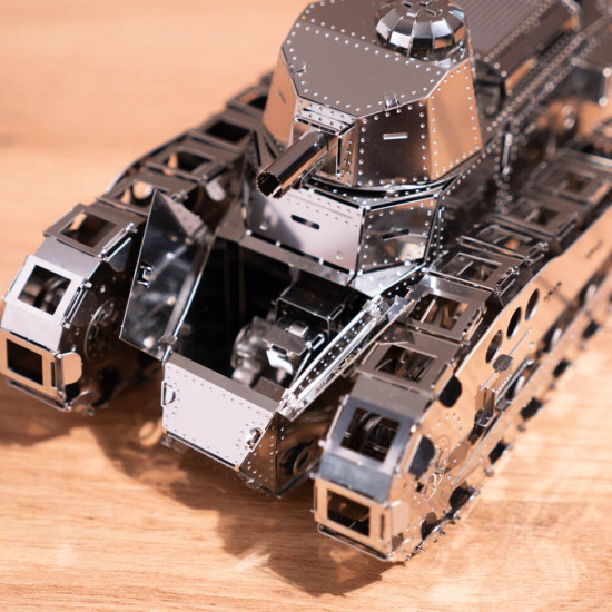 Metalinis 3d konstruktorius, Vikrus kovotojas Renault FT-17 tankas, metal-time, MT010