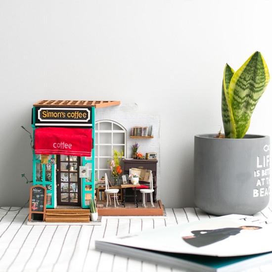 3D Miniature house kit, Simon’s Coffee, robotime, DG109